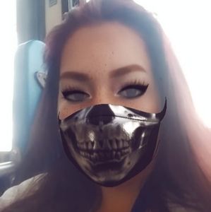 Meet your Posher, Samantha